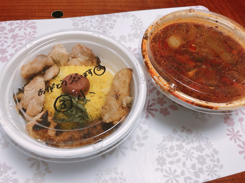 梅田の人気店 スープカレーなっぱ で野菜盛り盛り ボリューム満点のスープカレーをテイクアウト 大阪キタじゃーなる